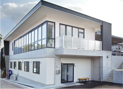 �L���{��